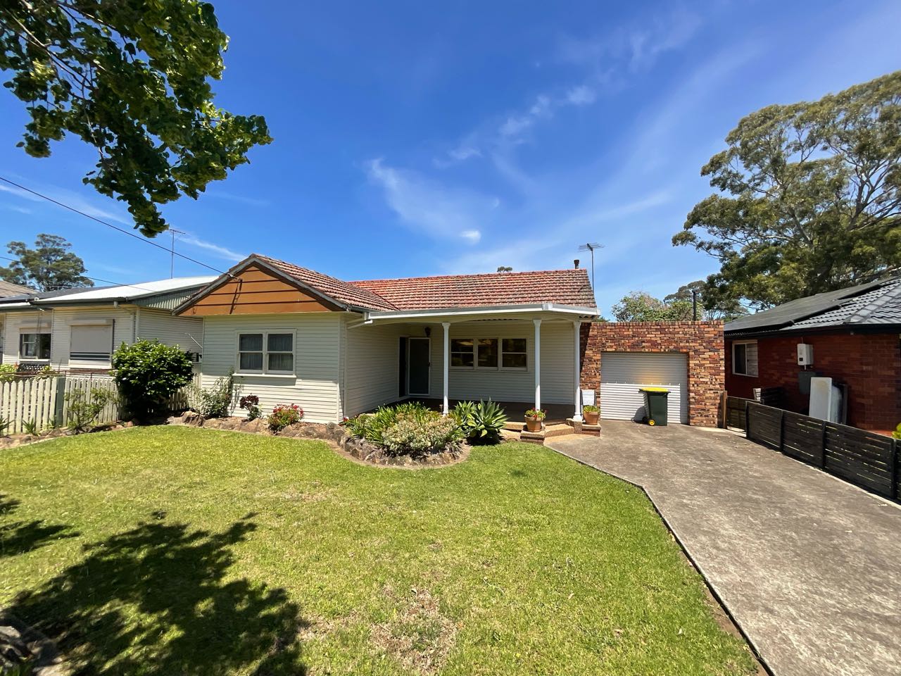 49 Matthews Square, Ingleburn NSW 2565, Australia