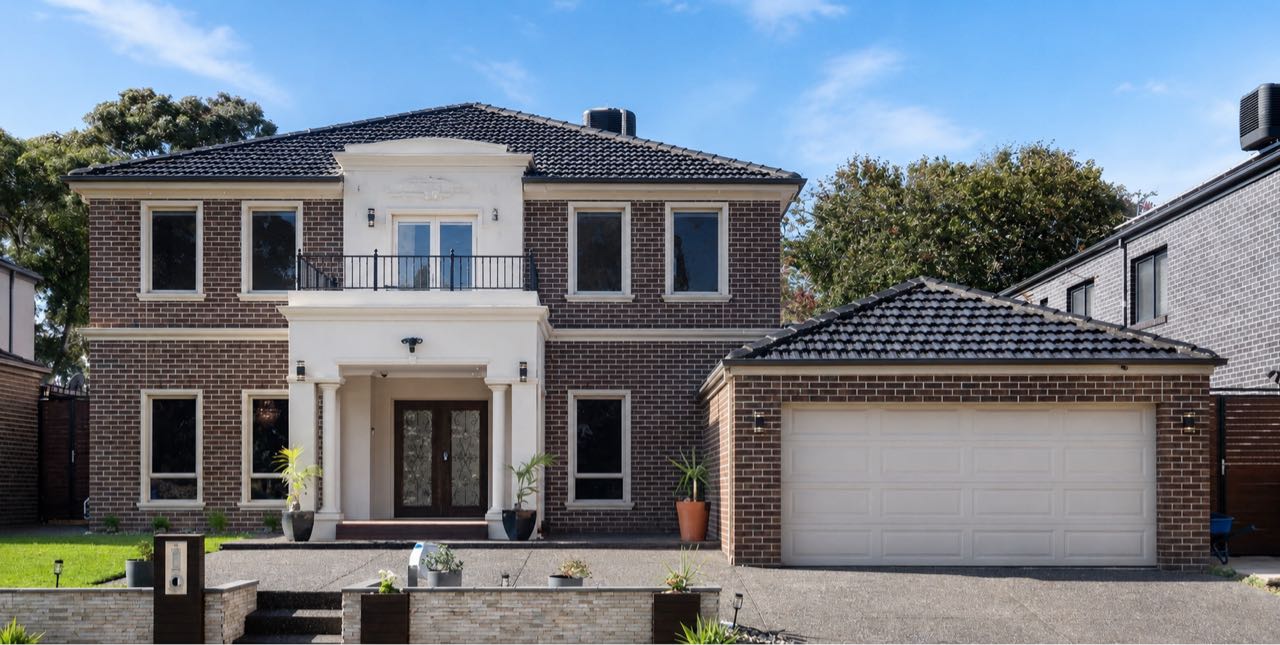 4 Bridgewater Blvd, Berwick VIC 3806, Australia
