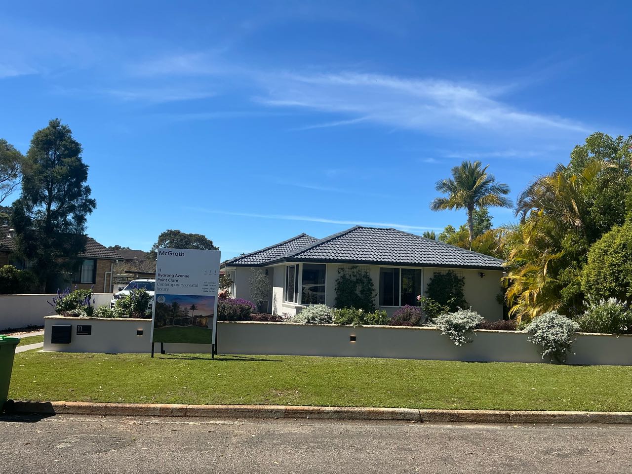 11 Byarong Ave, Point Clare NSW 2250, Australia