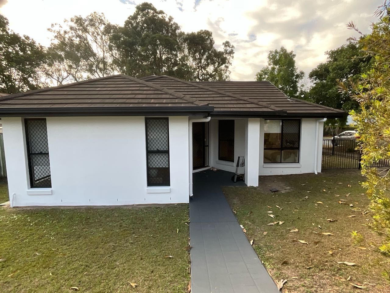 1 Kulkyne Ln, Parkinson QLD 4115, Australia