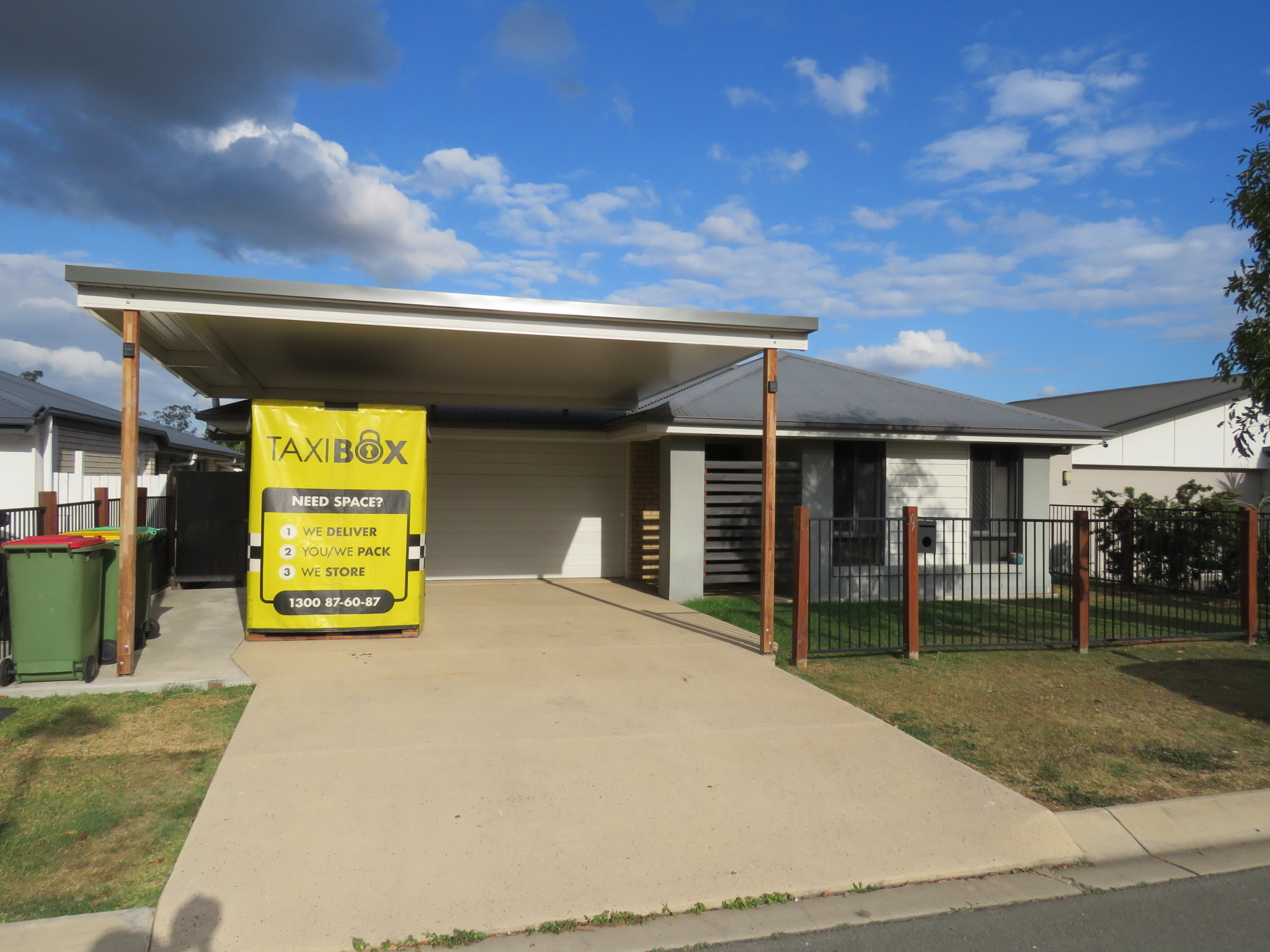 9 Maudsley Cres, Collingwood Park QLD 4301, Australia