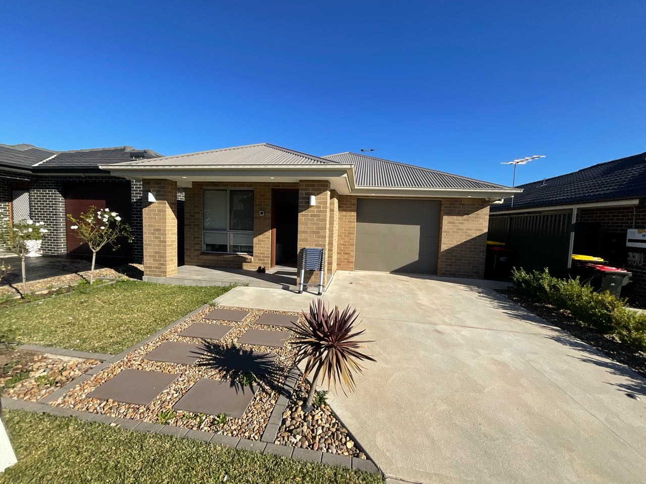 54 Bonnie Rock Rd, Austral NSW 2179, Australia