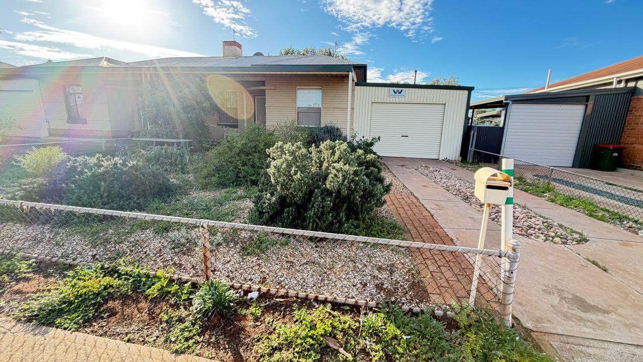 114 Ward St, Whyalla SA 5600, Australia
