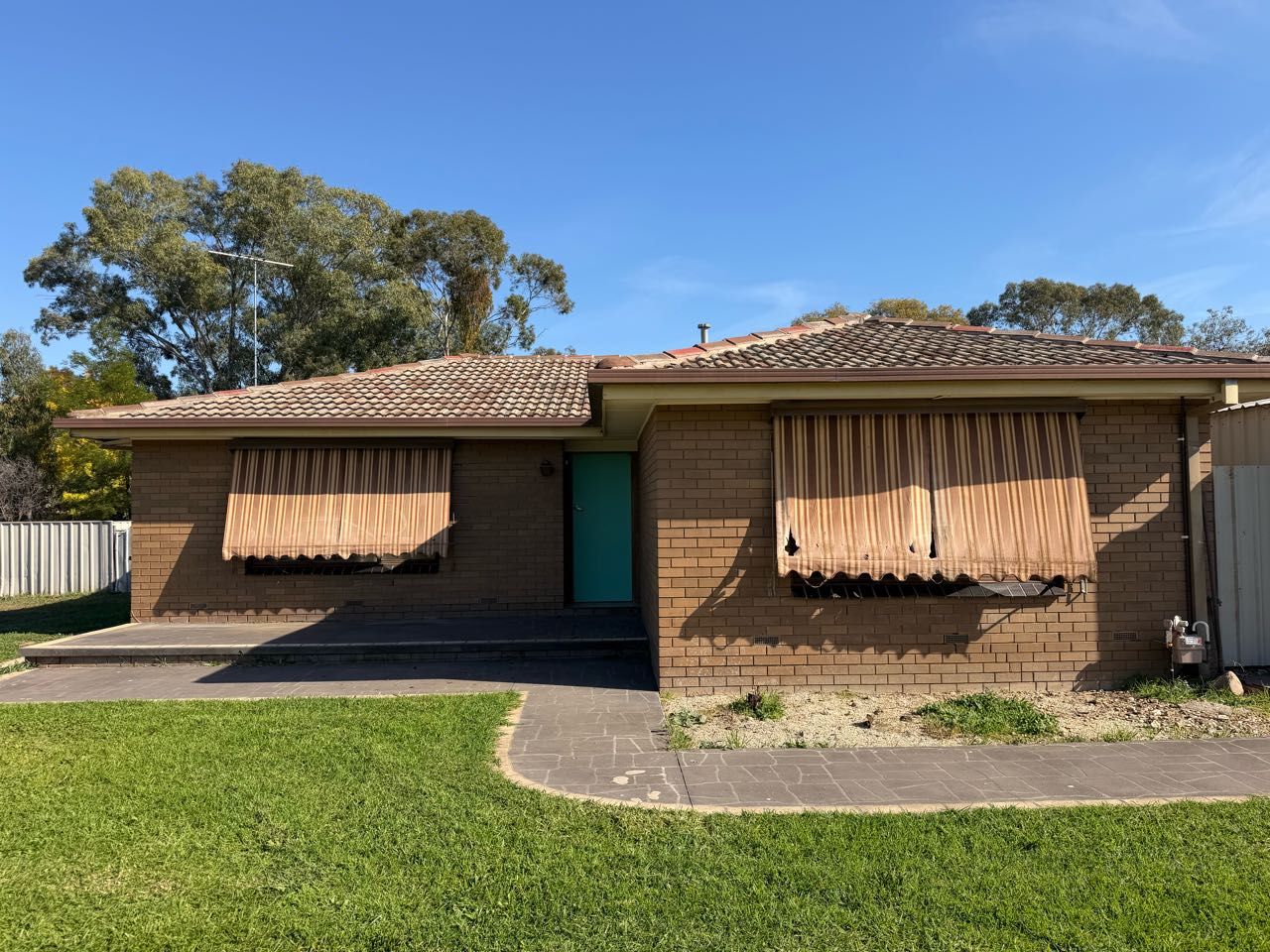 135 High St, Howlong NSW 2643, Australia