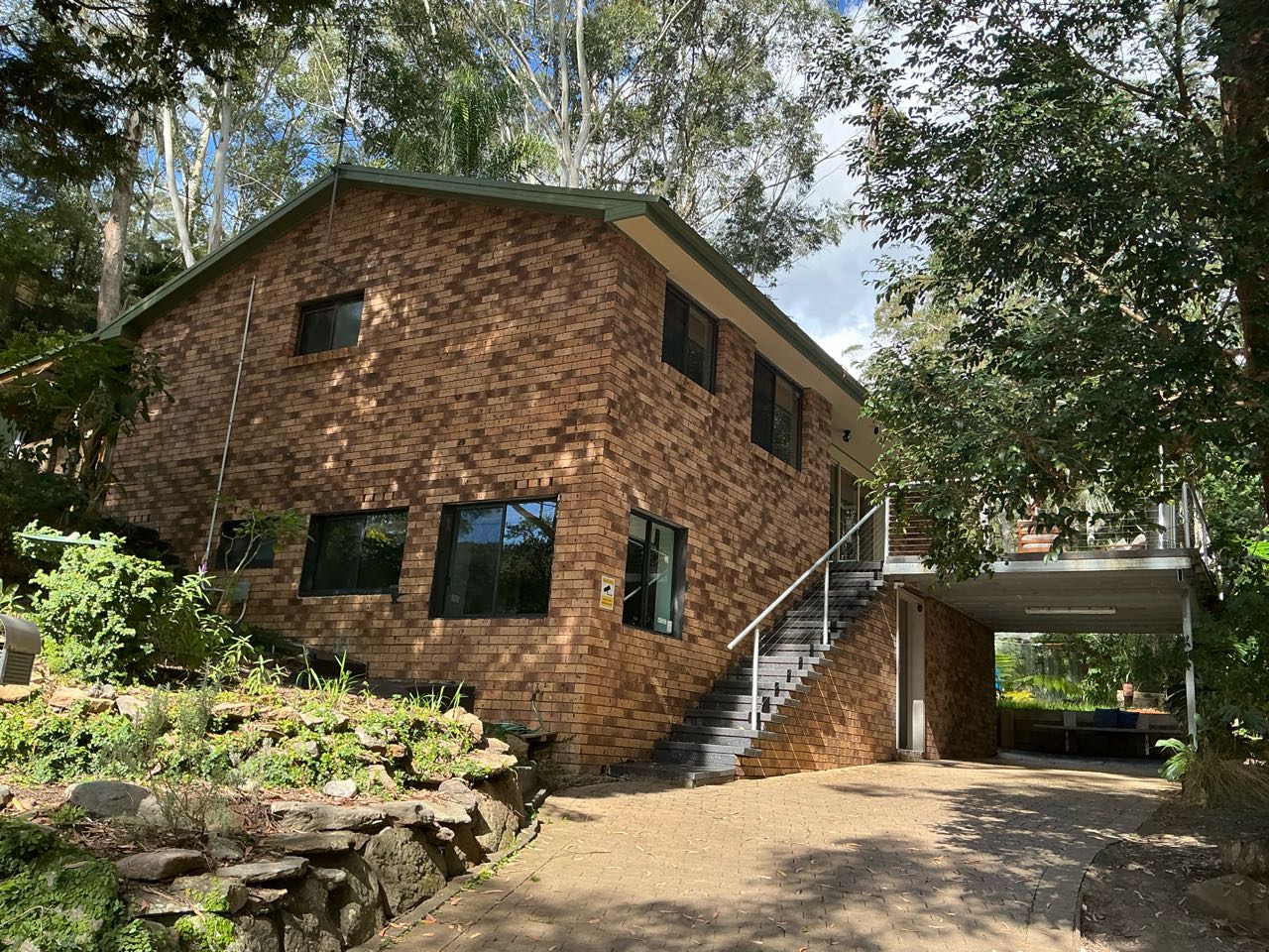 2 The Outlook, North Gosford NSW 2250, Australia