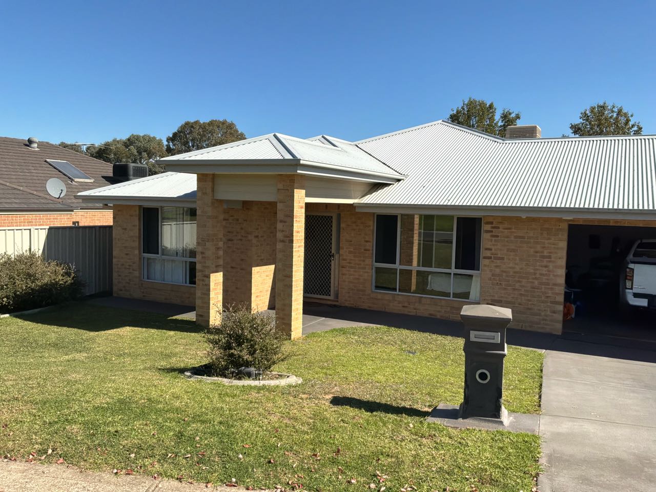 22 Bremer Ave, Leneva VIC 3691, Australia