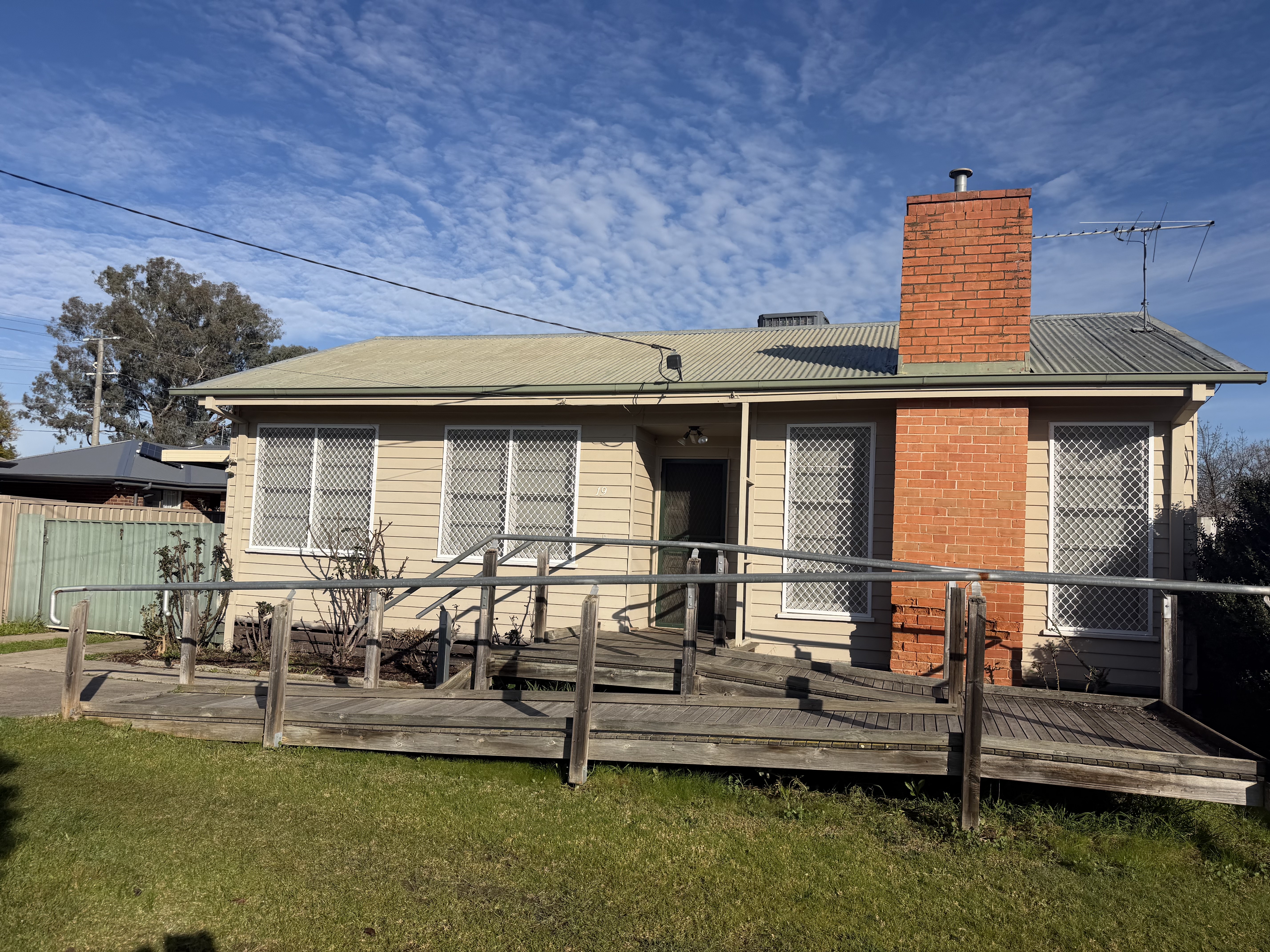 19 Lyndren St, Wodonga VIC 3690, Australia