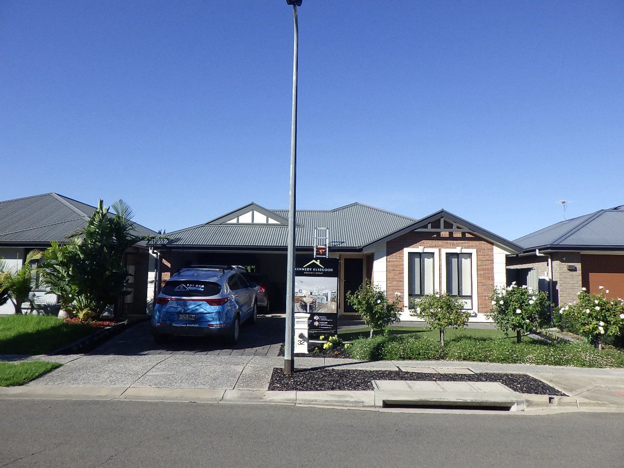 32 Scope Rd, Woodcroft SA 5162, Australia