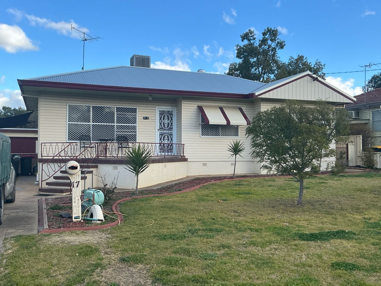 17 Holland St, South Tamworth NSW 2340, Australia