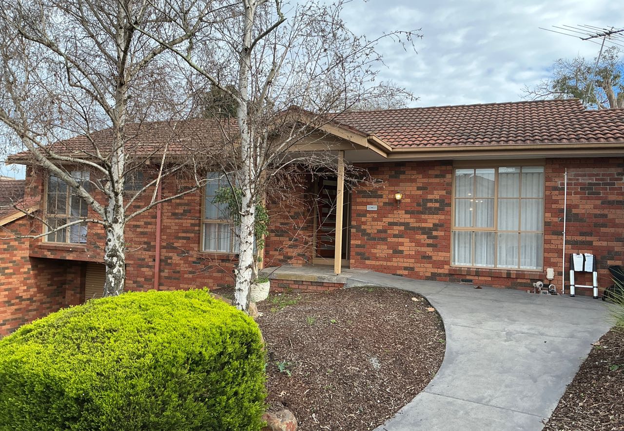 7/2 Malcolm Cres, Doncaster VIC 3108, Australia