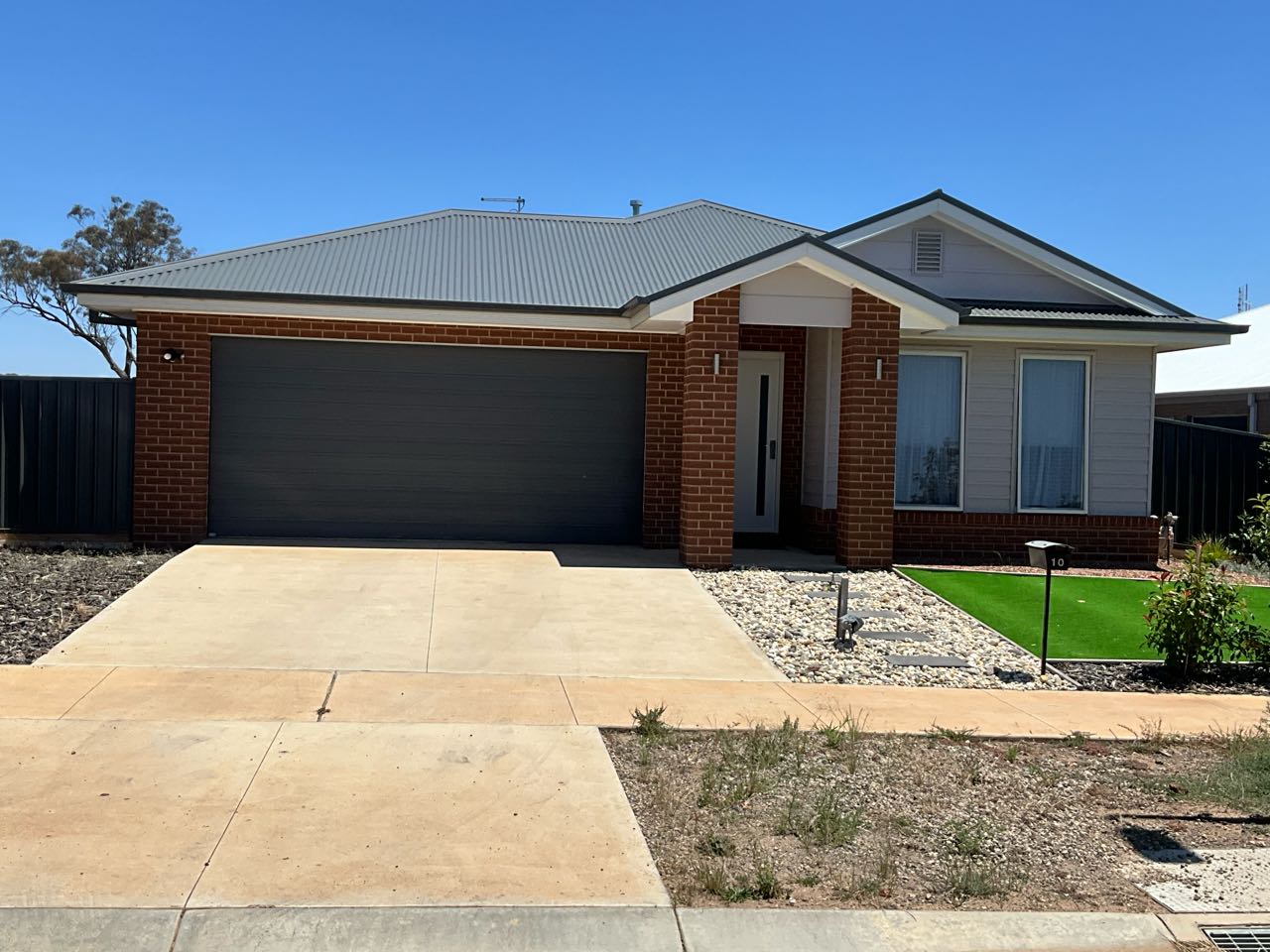 10 Whitelock Dr, Huntly VIC 3551, Australia