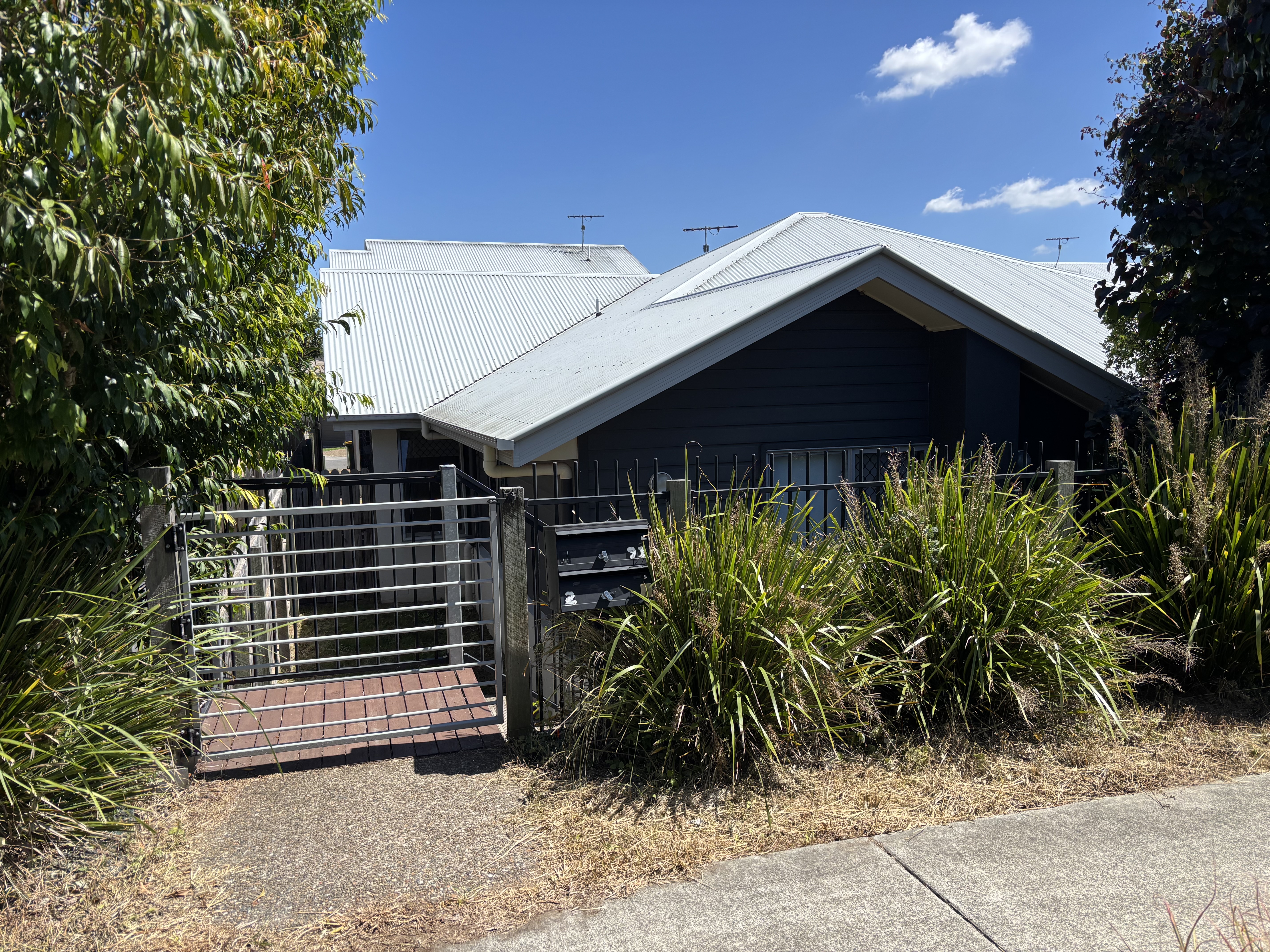 2/91 Lamington Dr, Redbank Plains QLD 4301, Australia