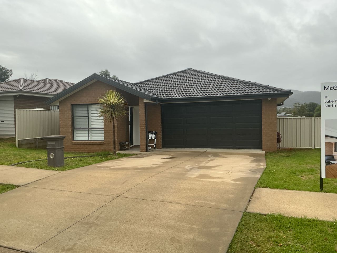 16 Lake Pl, North Tamworth NSW 2340, Australia