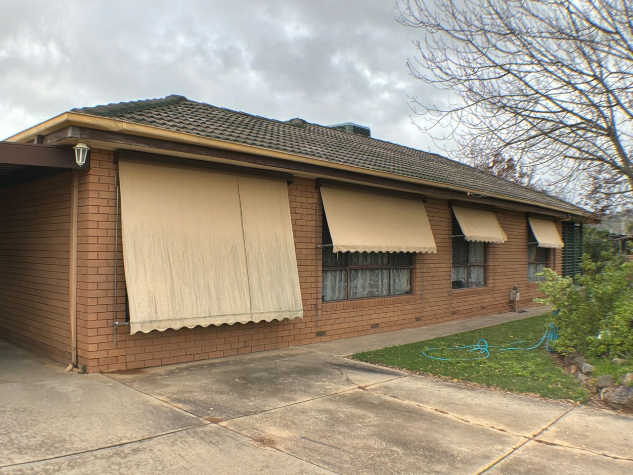 19 Robert Cres, West Wodonga VIC 3690, Australia