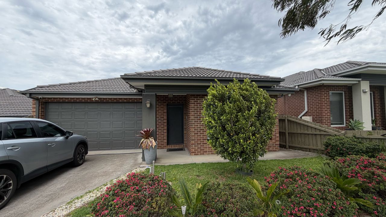 131 Tesselaar Rd, Wollert VIC 3750, Australia