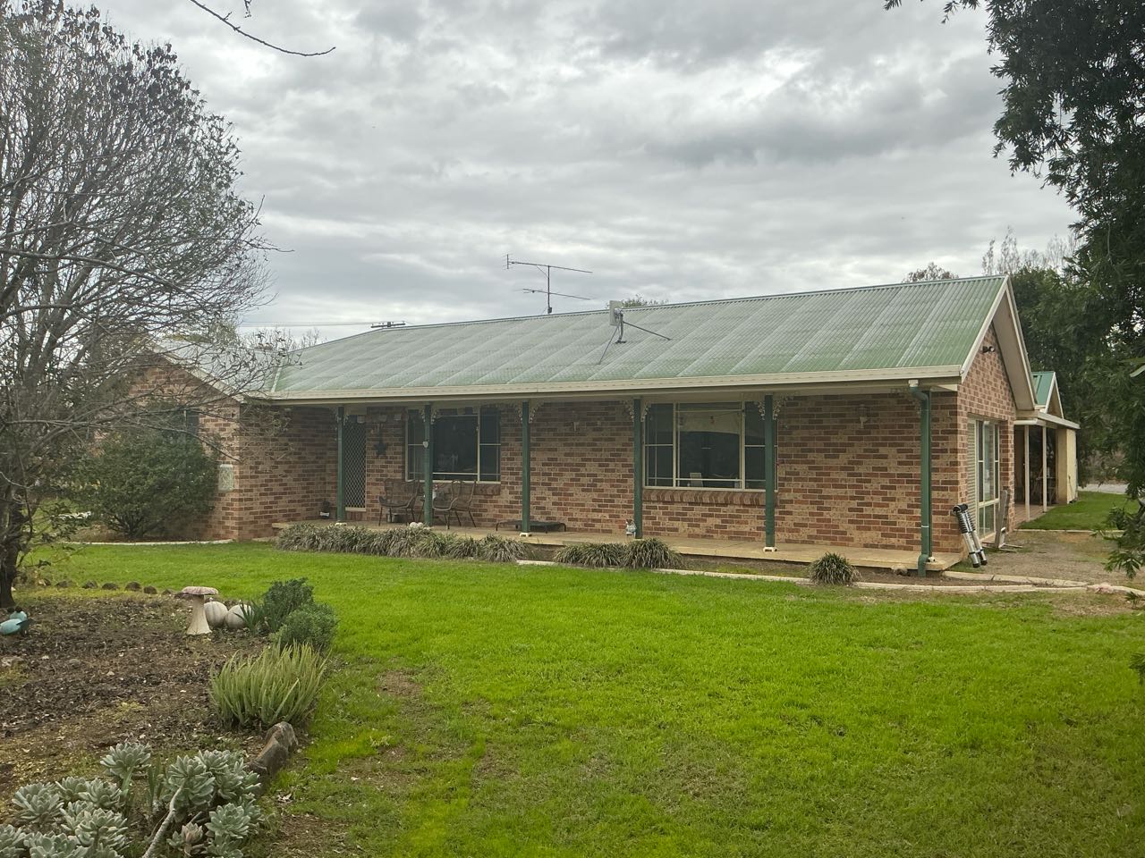 37 Pages Ln, Kingswood NSW 2340, Australia