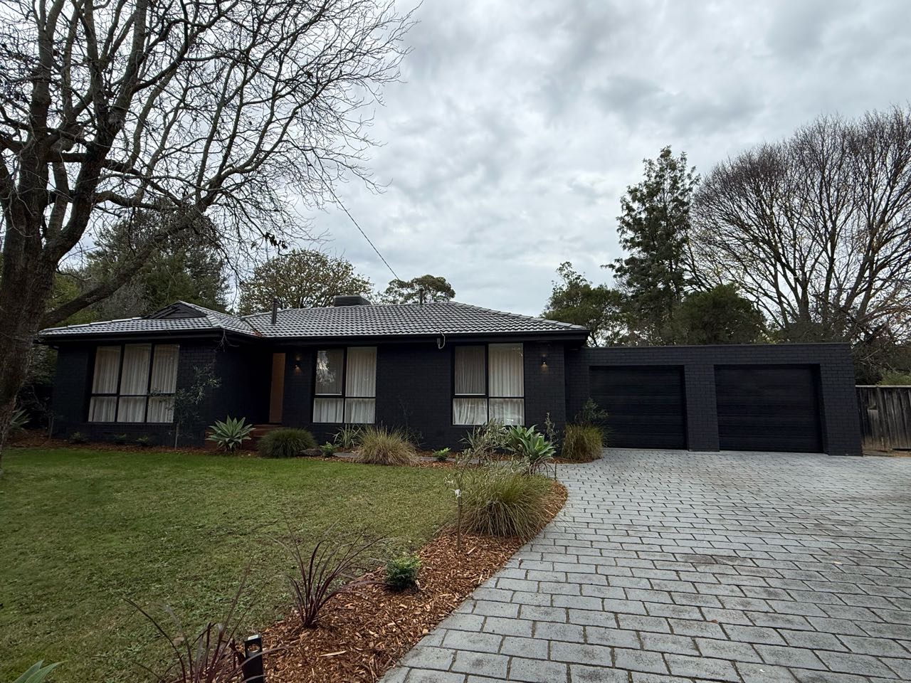 9 Robert Ct, Croydon VIC 3136, Australia