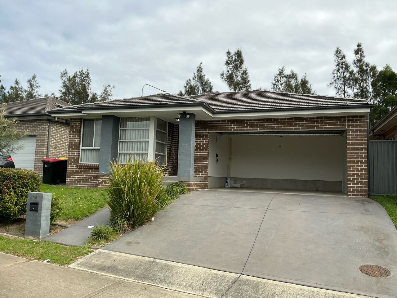 14 Fishburn St, Jordan Springs NSW 2747, Australia