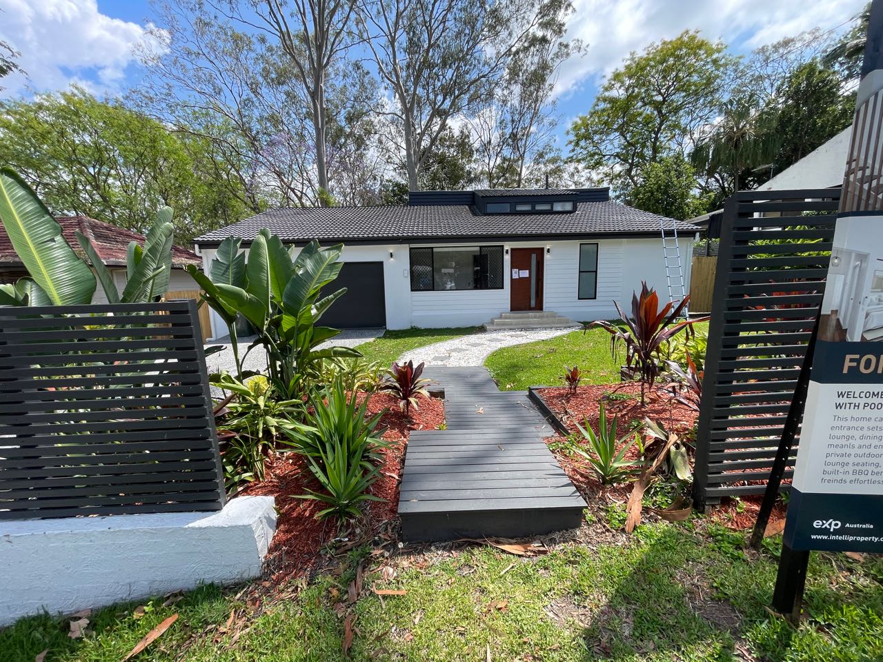 75 Twilight St, Kenmore QLD 4069, Australia